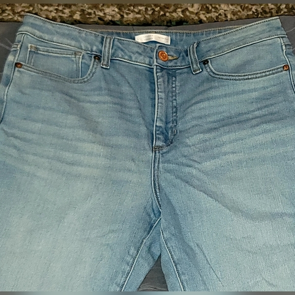 Lauren Conrad High-Rise Skinny Jeans, Light Wash, Size 14 – Stylish Jeans - Picture 2 of 7